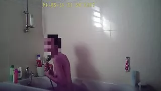 Une poupée japonaise captivante fait videoamateurgratuite une pipe géniale dans une vidéo de sexe POV