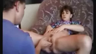 Séduisante blonde Ivana Sugar baisée dans le cul de style vidéos x amateur missionnaire