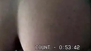 Une salope brune video sexe gratuit amateur tatouée se fait baiser en levrette après une pipe bruyante