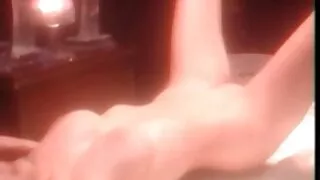 Orgie à trois extrêmement video sexe amteur excitante avec deux salopes incroyablement voraces