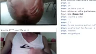 Chérie indienne film de sexe amateur bien empilée montre son beau cul sur webcam