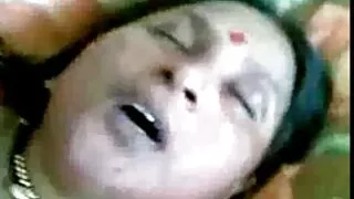Une adolescente extrait film amateur gâtée se fait mal baiser dans une vidéo porno hardcore vieille et jeune
