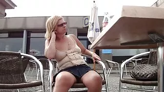 Grésillement mamie Lillian Tesh film x amateur cougar montre trou anal en levrette pose