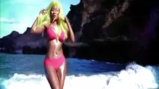 Une ado à poitrine plate avec de minuscules tétons se fait video amateur sexe gratuit détruire le trou du cul