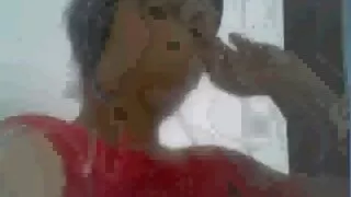 Salope brune appétissante qui fait plaisir à sa chatte amateurs francais porno devant la caméra