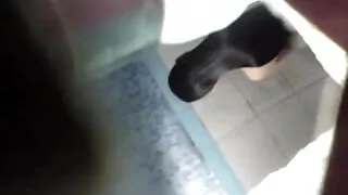 La amateur porn gratuit brune chaude et torride Jamie Huxley suce une bite en position 69
